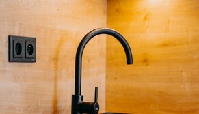 Ateliér 28 m², budova Czechner